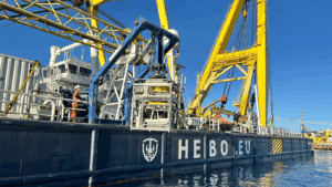 Bayesian salvage yachtrefit quotes 1