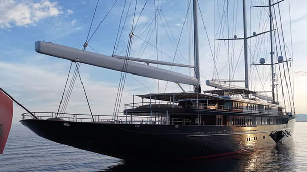 Dockside Titans: Tech Billionaires’ Superyachts Stack Up Billions in Servicing at La Ciotat 3 Superyacht Koru